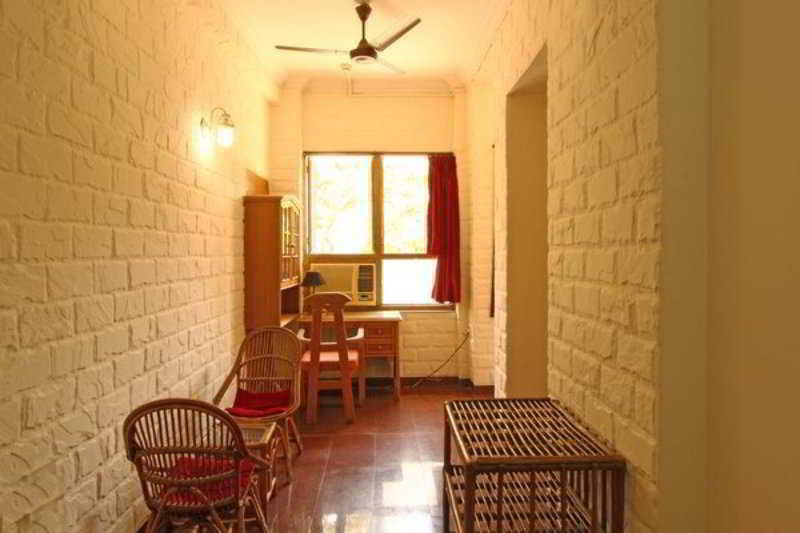 The Cottage Mumbai  Buitenkant foto