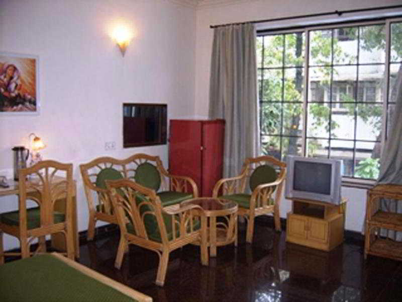 The Cottage Mumbai  Buitenkant foto