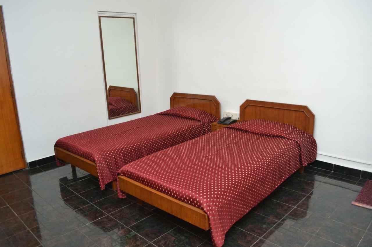 The Cottage Mumbai  Buitenkant foto